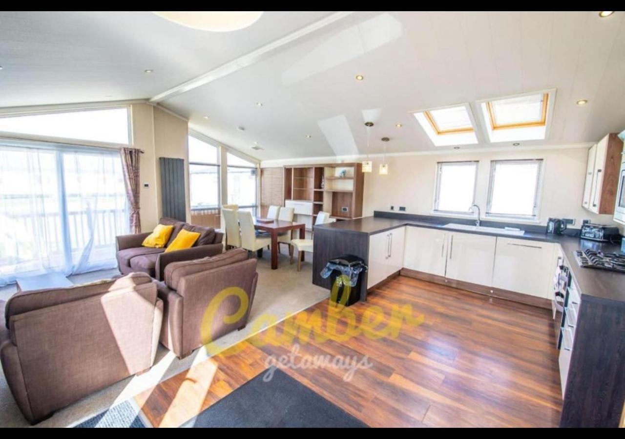 Mp768 - Camber Sands Holiday Park - Huge Lodge - Small Dog Friendly - Sleeps 8 Экстерьер фото